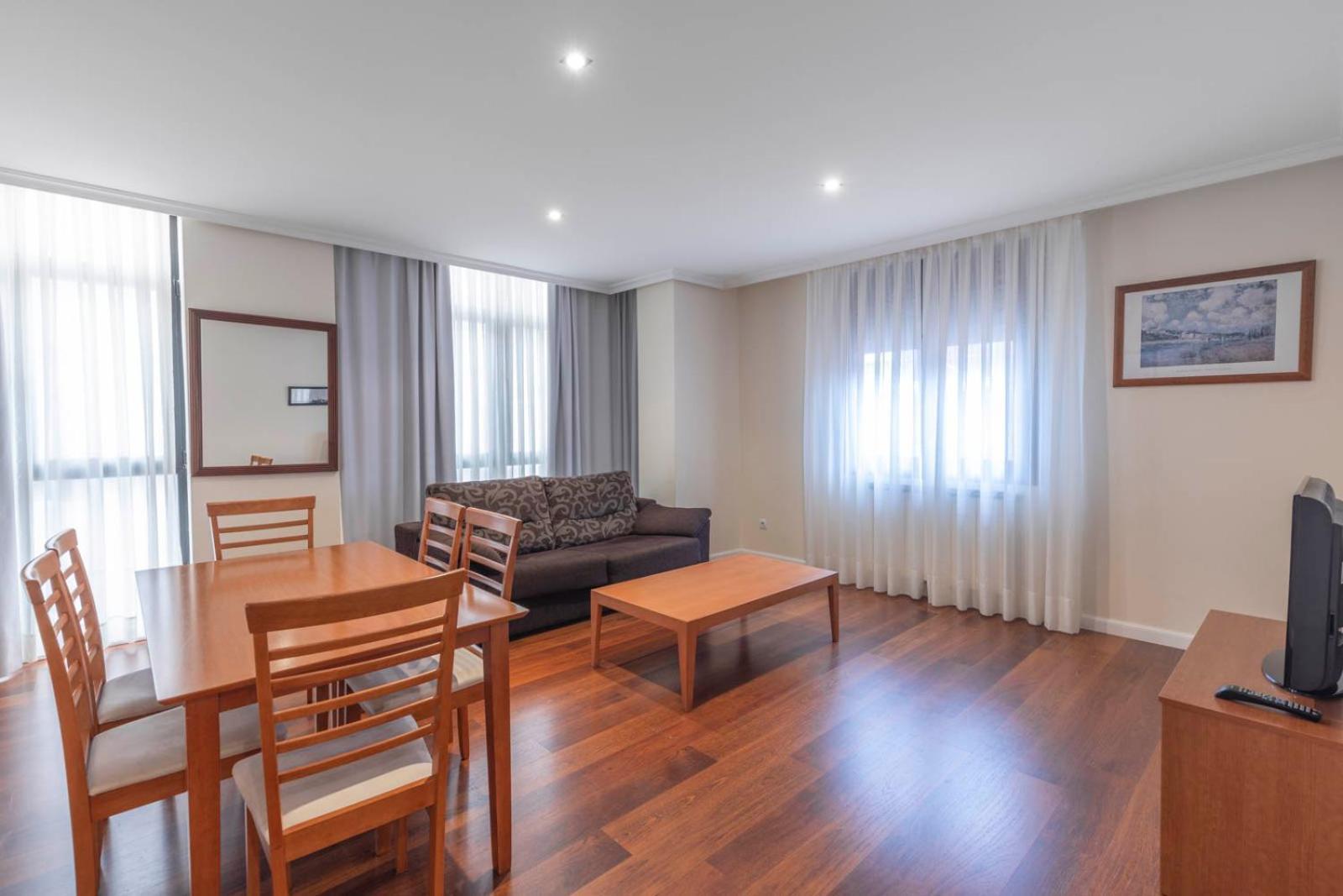 Apartamentos Verdemar Llanes Exteriör bild