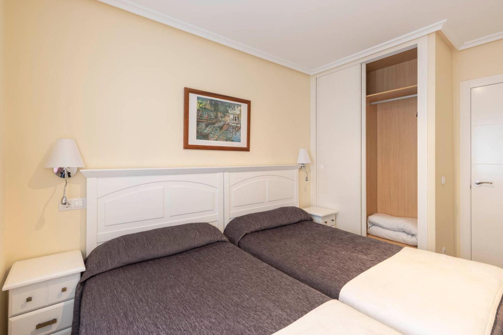 Apartamentos Verdemar Llanes Exteriör bild
