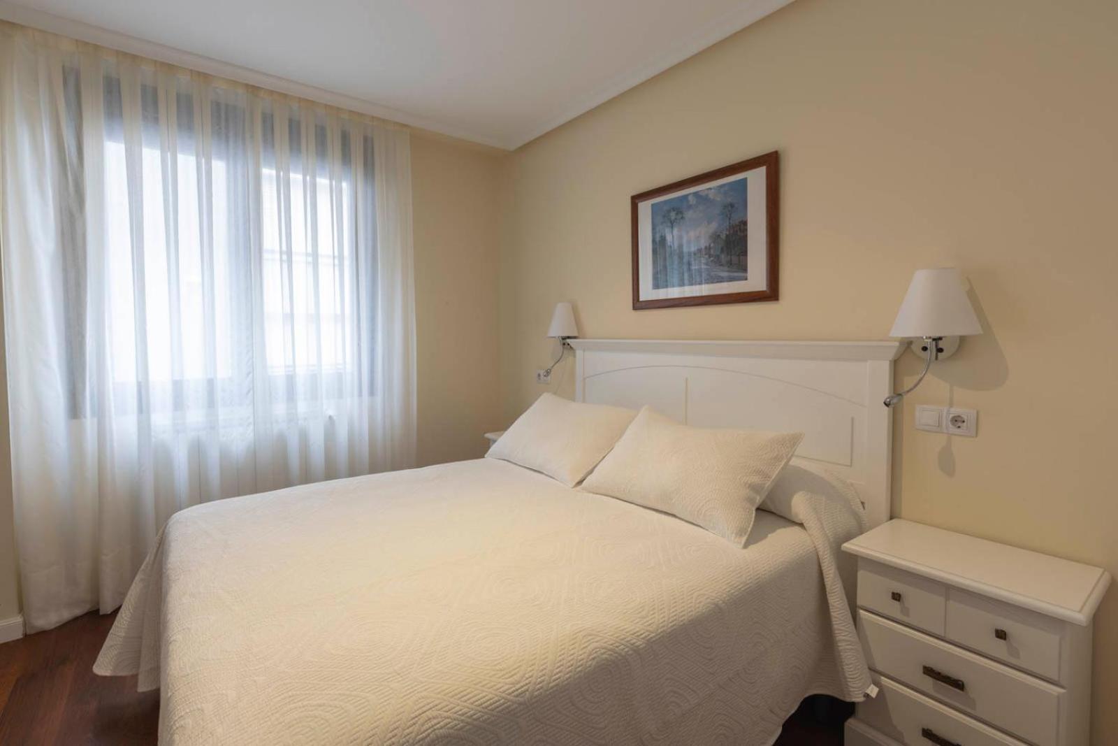Apartamentos Verdemar Llanes Exteriör bild