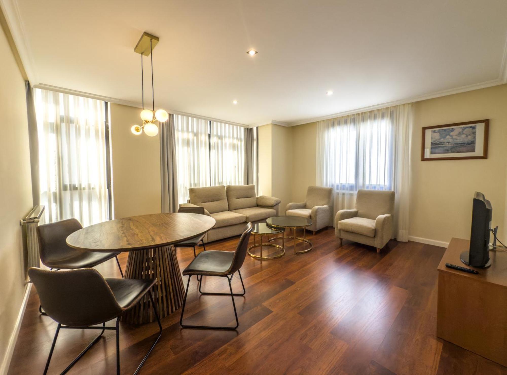 Apartamentos Verdemar Llanes Exteriör bild