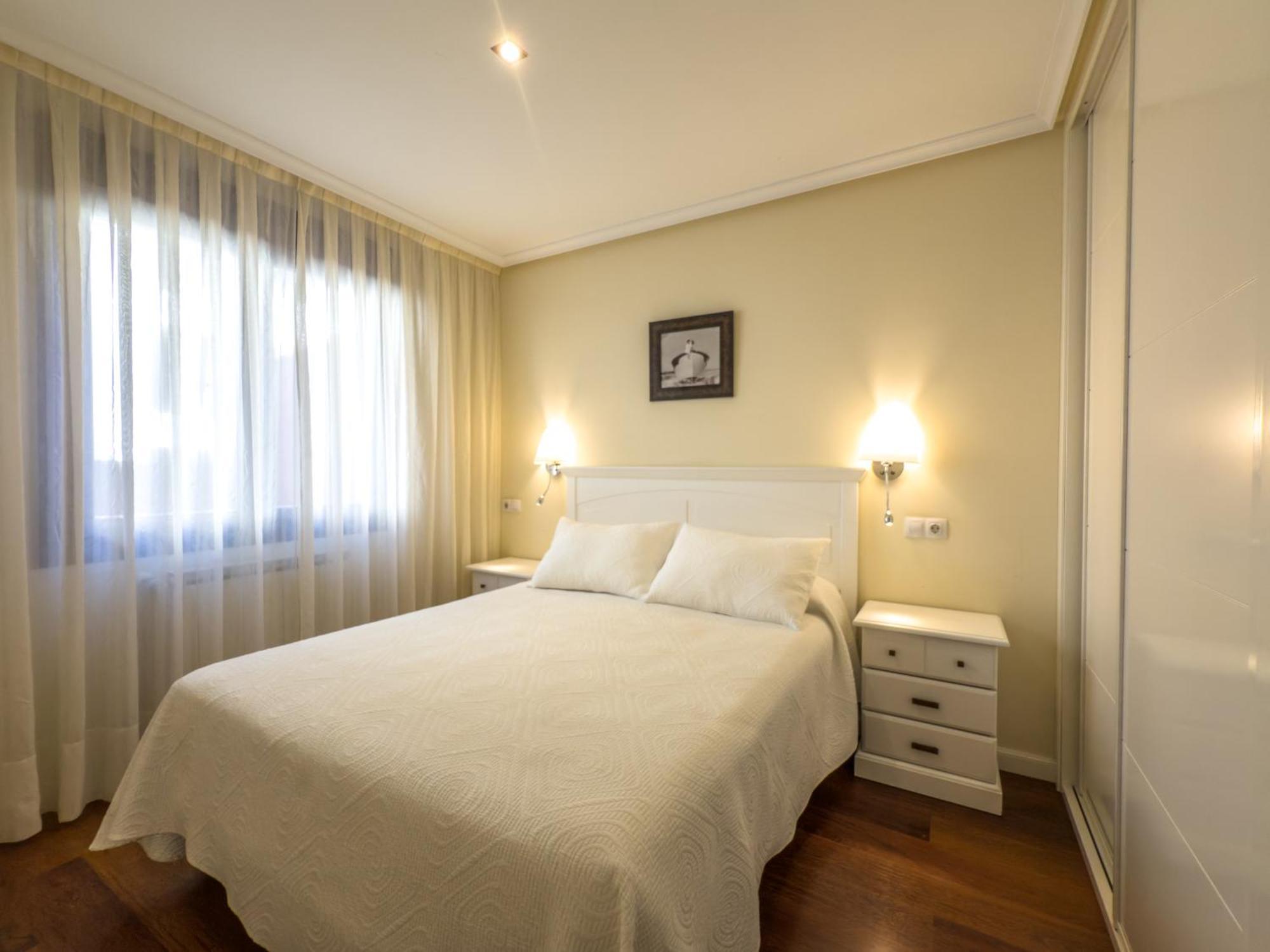 Apartamentos Verdemar Llanes Exteriör bild