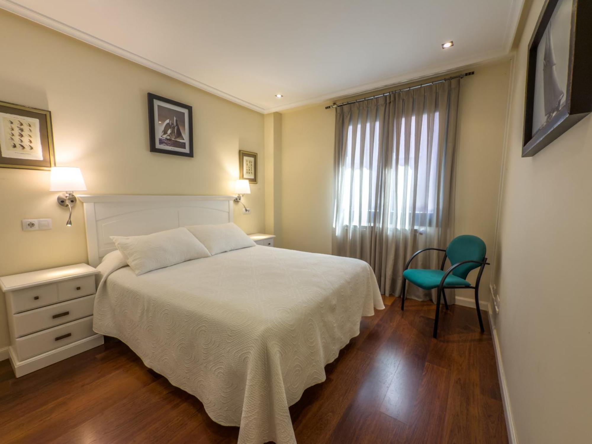 Apartamentos Verdemar Llanes Exteriör bild